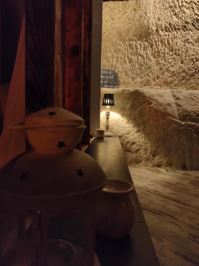 Les Troglos De Beaulieu Loches Zewnętrze zdjęcie